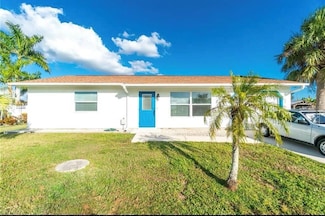 5208 Chaves Cir, Port Charlotte, FL 33948