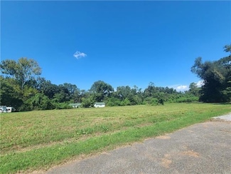 5630 Southside Dr, Alexandria, LA 71301