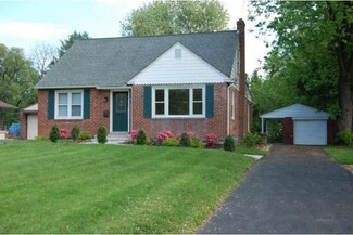 1010 Green Ln, Secane, PA 19018