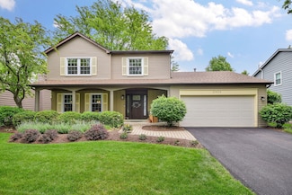 2420 Newport Dr, Naperville, IL 60565