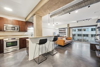 800 Brazos St Unit 1002, Austin, TX 78701