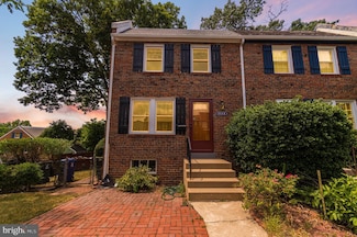 2052 N Brandywine St, Arlington, VA 22207