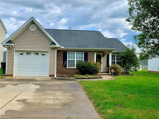 3933 Bluestem Dr, Greensboro, NC 27405