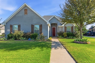 1617 Hawthorne St, Cleburne, TX 76033
