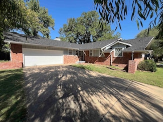 6214 E 10th St N, Wichita, KS 67208