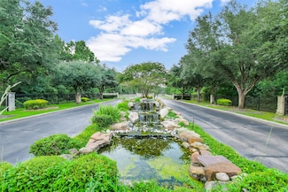 27987 Bridle Ave, Waller, TX 77484