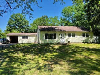 426 Walker St, Loveland, OH 45140