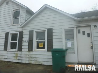 106 W Illinois St, Spring Bay, IL 61611