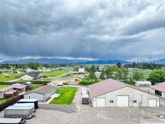 83 Sweebee Ln, Columbia Falls, MT 59912