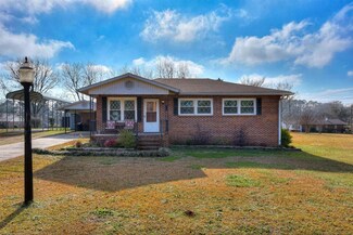 802 Sheffield Ln, Washington, GA 30673