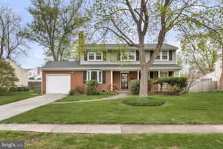 1616 Longfellow Dr, Cherry Hill, NJ 08003