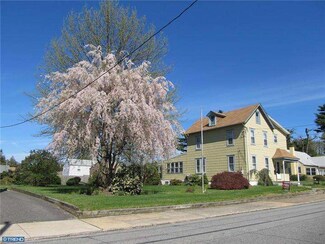 1130 Woodside Ave, Brookhaven, PA 19015