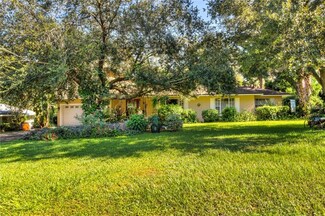 6915 Oswego Dr, Mount Dora, FL 32757