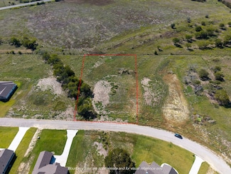 1012 Don Eve Ct, Azle, TX 76020