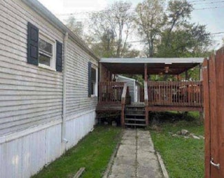 235 Pottery Rd, Steubenville, OH 43952