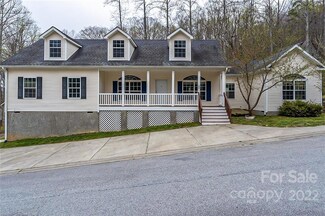 245 Newberry Dr, Fletcher, NC 28732