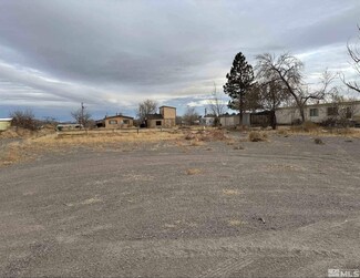 3804 Cypress St, Silver Springs, NV 89429