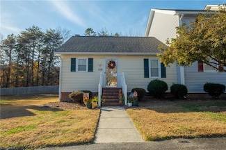 1135 Glendale Dr Unit 18, Greensboro, NC 27406