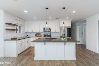 1820 W Seldon Way, Phoenix, AZ 85021