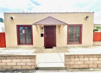 714 E Chapman Ave, Fullerton, CA 92831