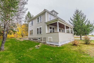 14 Lake Rd, Wilton, ME 04294