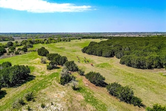 13755 N Lone Star Pkwy, Valley Mills, TX 76689