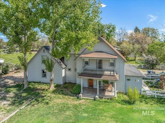 624 6th St N, Nampa, ID 83687