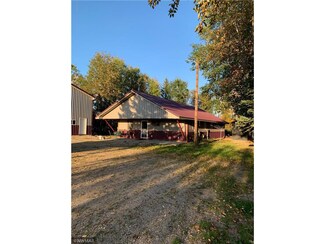 3419 28th St NW, Baudette, MN 56623