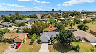 6419 Ben Hogan Cir, North Fort Myers, FL 33917