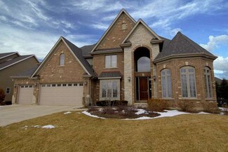 4608 Corktree Rd Unit 2, Naperville, IL 60564
