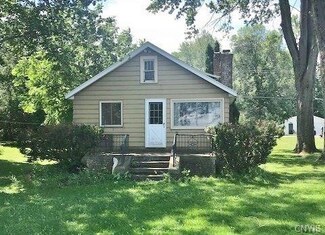 1437 Lestina Beach Rd, Bridgeport, NY 13030