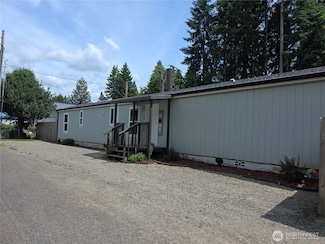 51 NE Lynnwood Beach Rd, Belfair, WA 98528