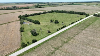 9105 NE 96th St, Peabody, KS 66866