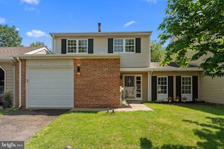 203 Commonwealth Dr, Newtown, PA 18940