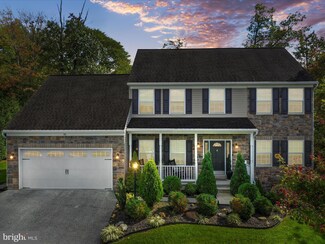111 Featherdale Cir, Fayetteville, PA 17222