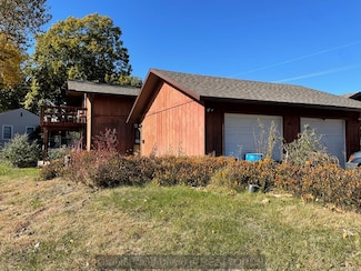 304 W 18th St, Grand Island, NE 68801