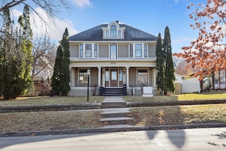 1011 W 3rd St, Red Wing, MN 55066