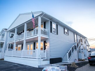 108 Ocean Dr Unit 1, Seabrook, NH 03874