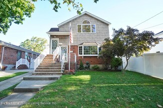 37 Reno Ave, Staten Island, NY 10306