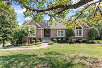 766 Peach Orchard Dr, Nashville, TN 37204