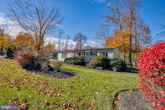 45 Aspen Dr, Manheim, PA 17545