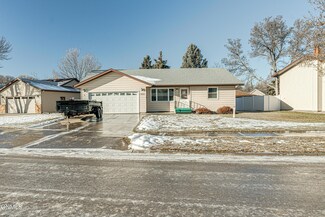 1600 Portland Dr, Bismarck, ND 58504
