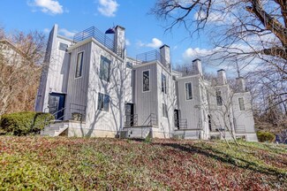 1754 Wm H Taft Rd, Cincinnati, OH 45206
