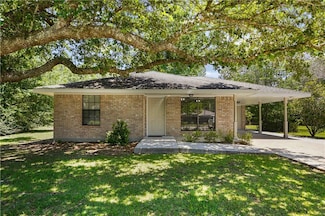 104 Maple Ridge Ct, Slidell, LA 70460