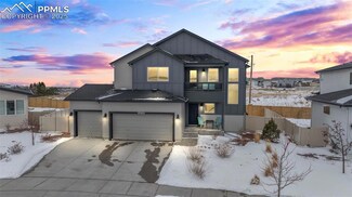 6898 Cumbre Vista Way, Colorado Springs, CO 80924