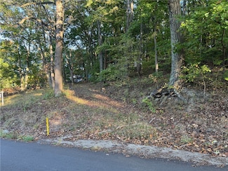 310 Highland Dr, Brownsville, PA 15417