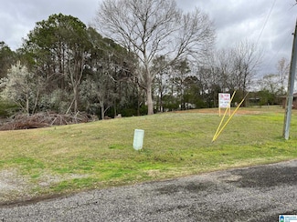 716 Kerr Dr, Gardendale, AL 35071