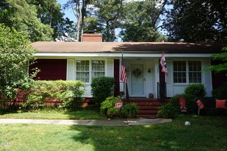 3406 Cherry Ln, Raleigh, NC 27607