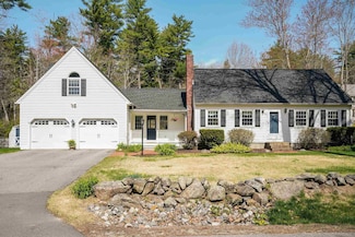 45 Gault Rd, Bedford, NH 03110