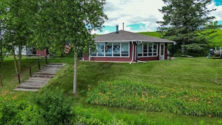 40414 Cliff Rd, Clitherall, MN 56524